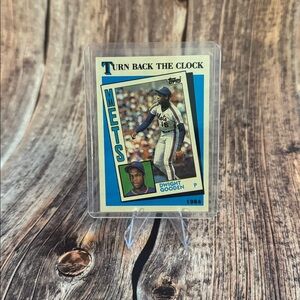 Vintage 1984 Topps Dwight Gooden #661 Baseball Trading Card Item #ME5284